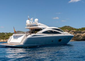 luxusyacht sunseeker predator 84 basad charter