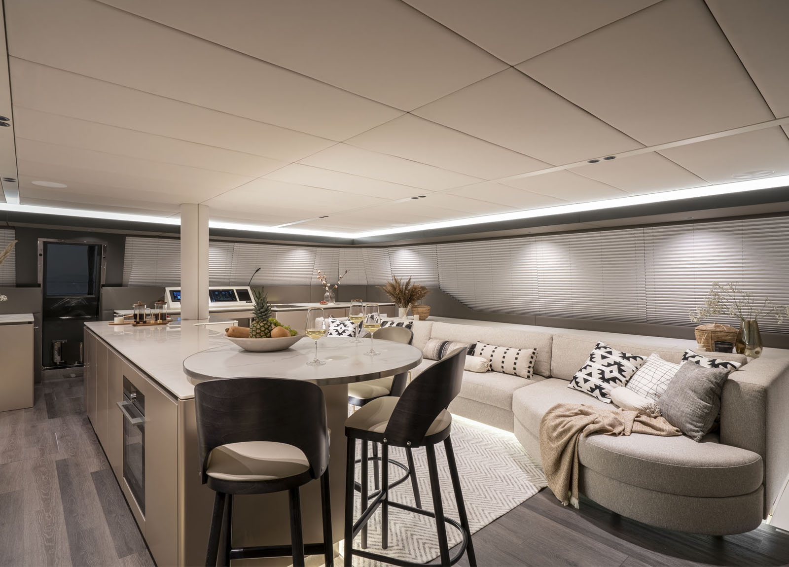 lounge cabin luxusyacht sunreef 70 yolo