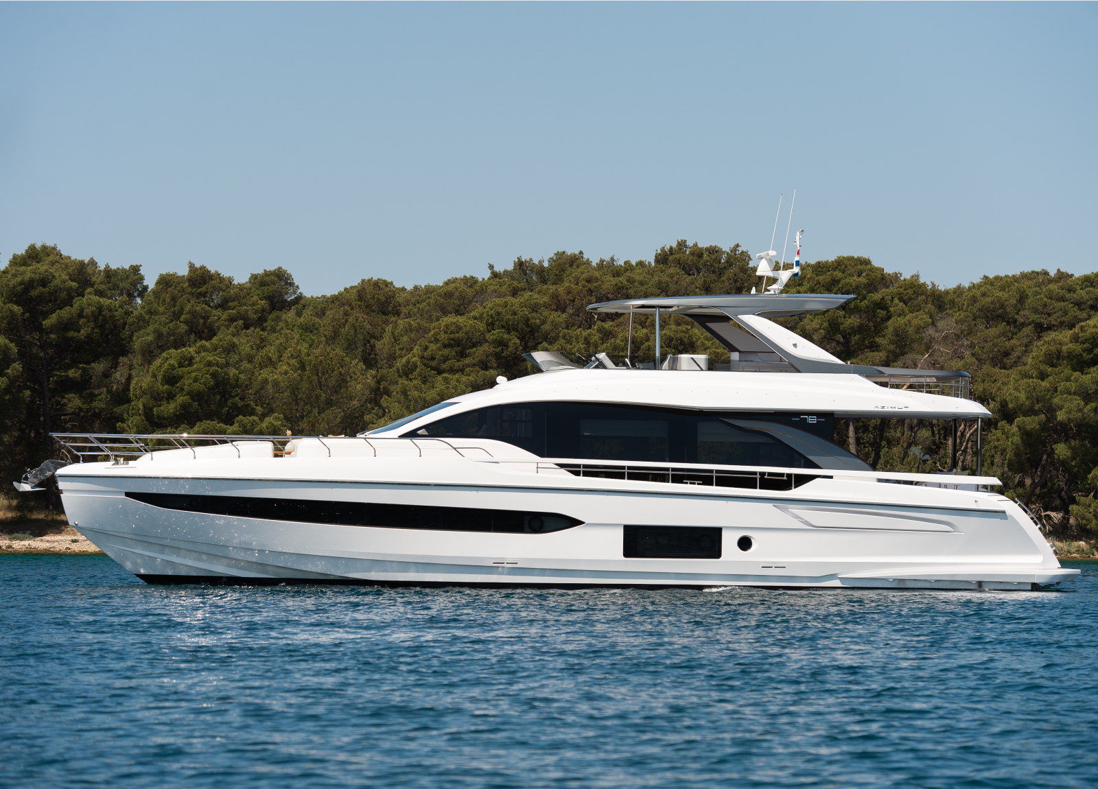 charter yacht azimut 78 fly prewi profile