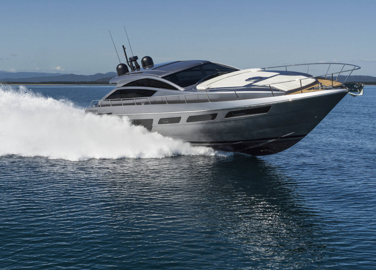 charter yacht pershing 6x saints running