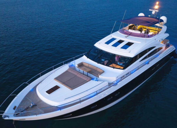 charter yacht princess v85 agave kroatien