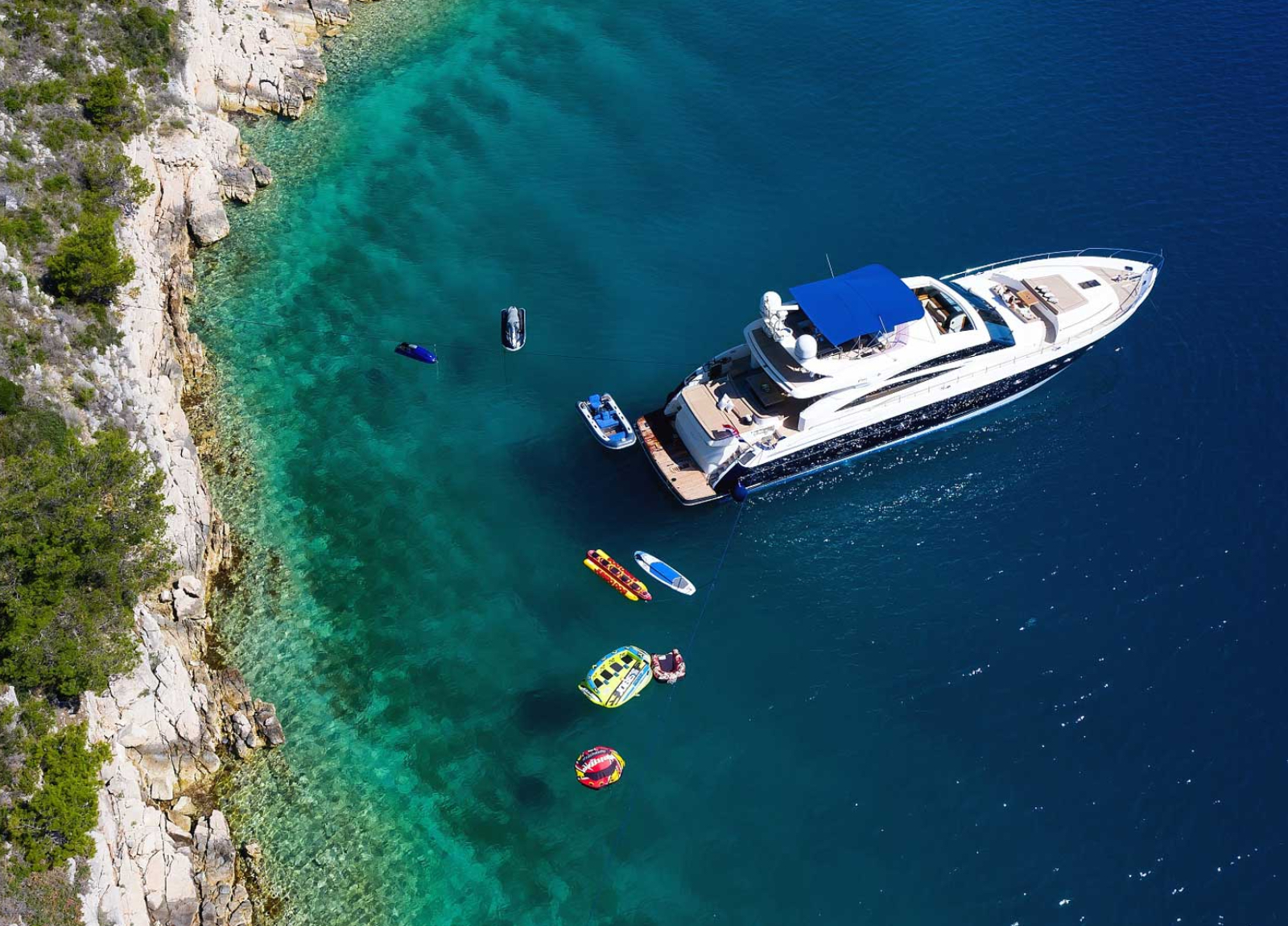 charter yacht princess v85 agave luxury holiday