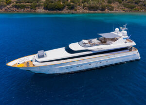 charter yacht cantieri di pisa akhir 100 shooting star griechenland