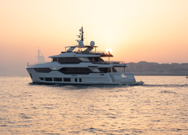 charter yacht majesty 120 olivia sundown