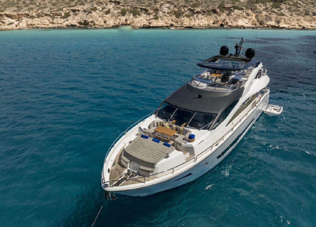Sunseeker 86 _Sea Water II_ (10)