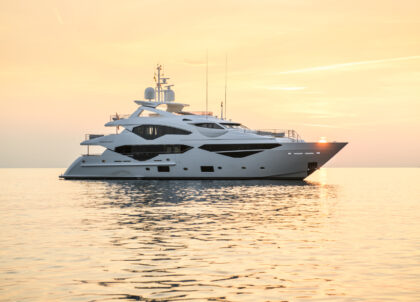 Sunseeker 40m berco voyager yachting