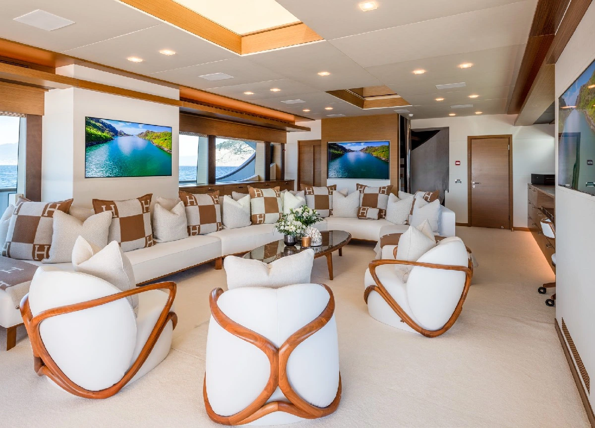 tamsen yachts quantum h lounge