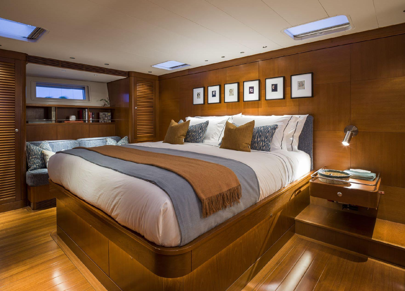 Bedroom Onyx