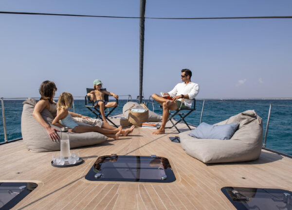 Deck Onyx Sailingyacht