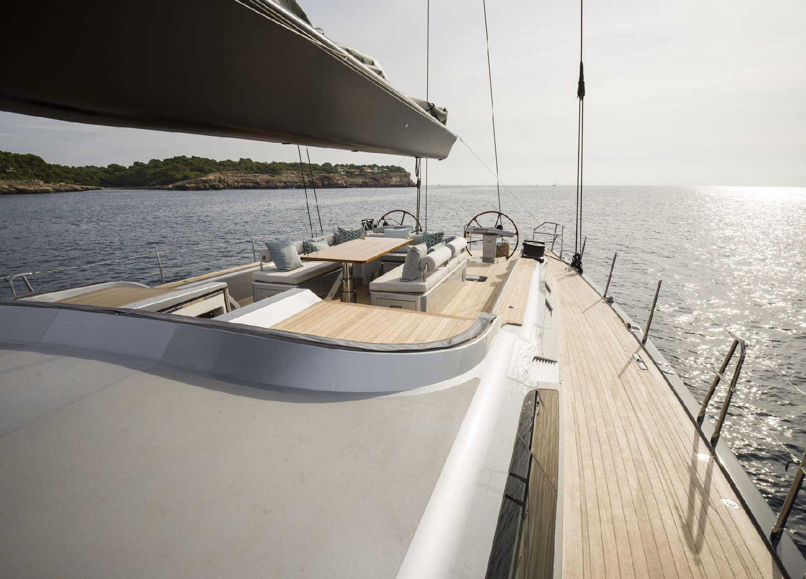 Onyx Sailingyacht dec