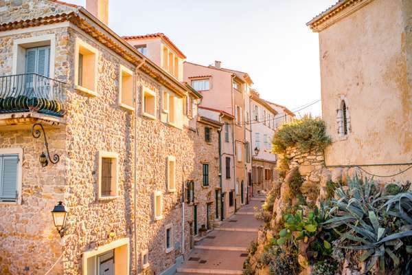 hafen cote d azur antibes altstadt