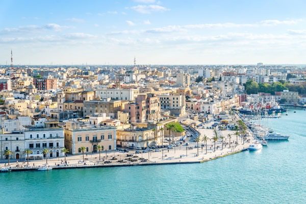 yacht charter route italien salento brindisi