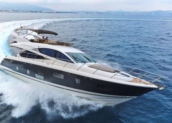 Motoryacht charter pearl 65 Mallorca