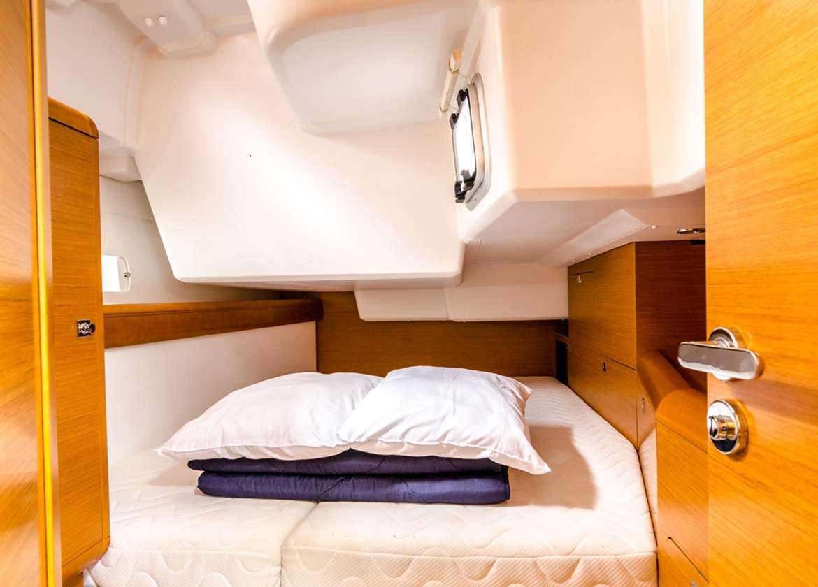 Kabine Segelyacht sun odyssey 519 Mallorca charter