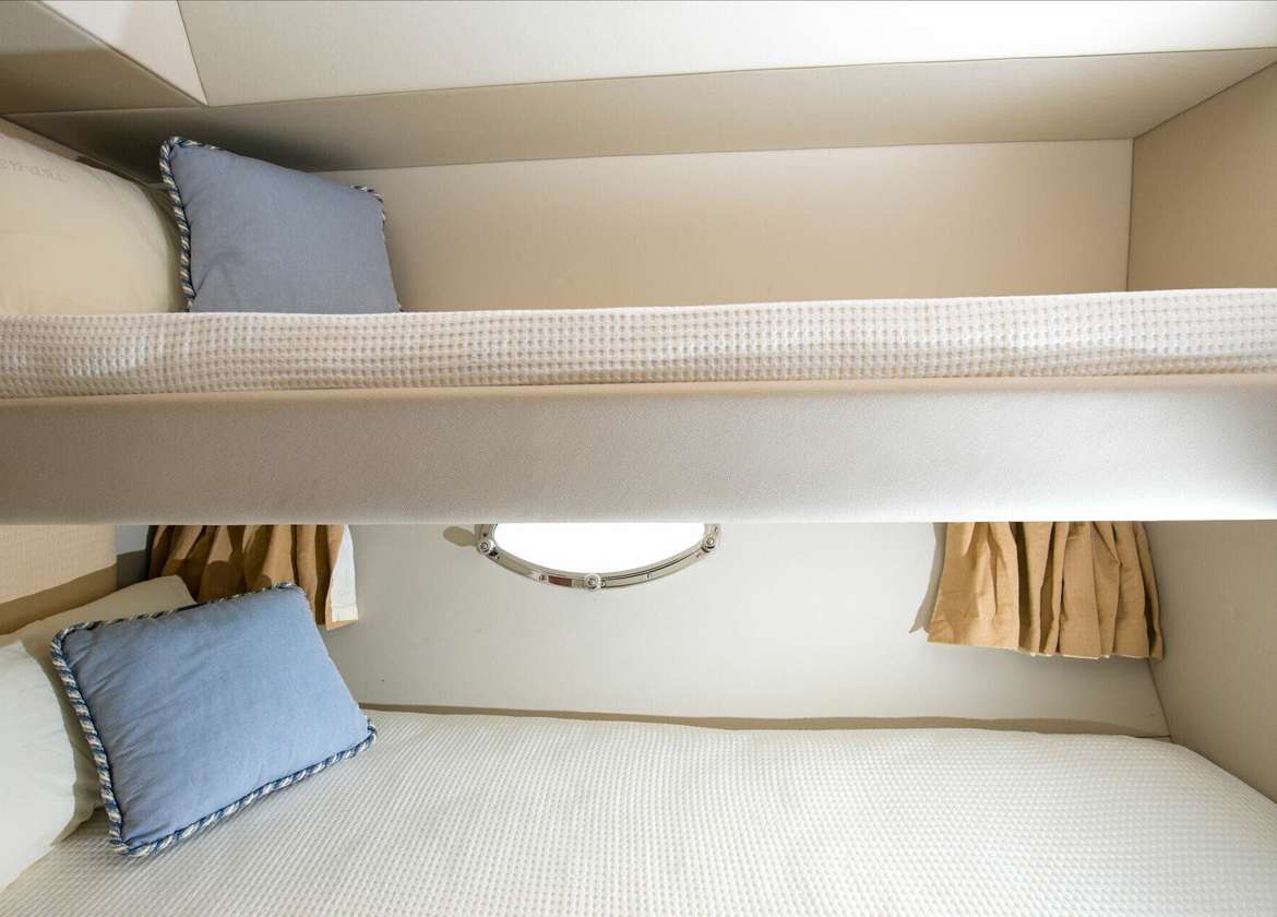 Zweibett Kabine Motoryacht sunseeker manhattan 66 mediterrani