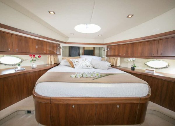 VIP Kabine Motoryacht sunseeker manhattan 66 mediterrani