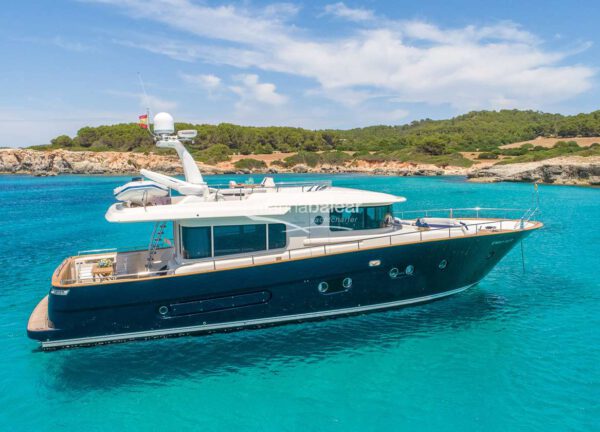 Motoryacht charter apreamare maestro 65 trabucaire Balearen