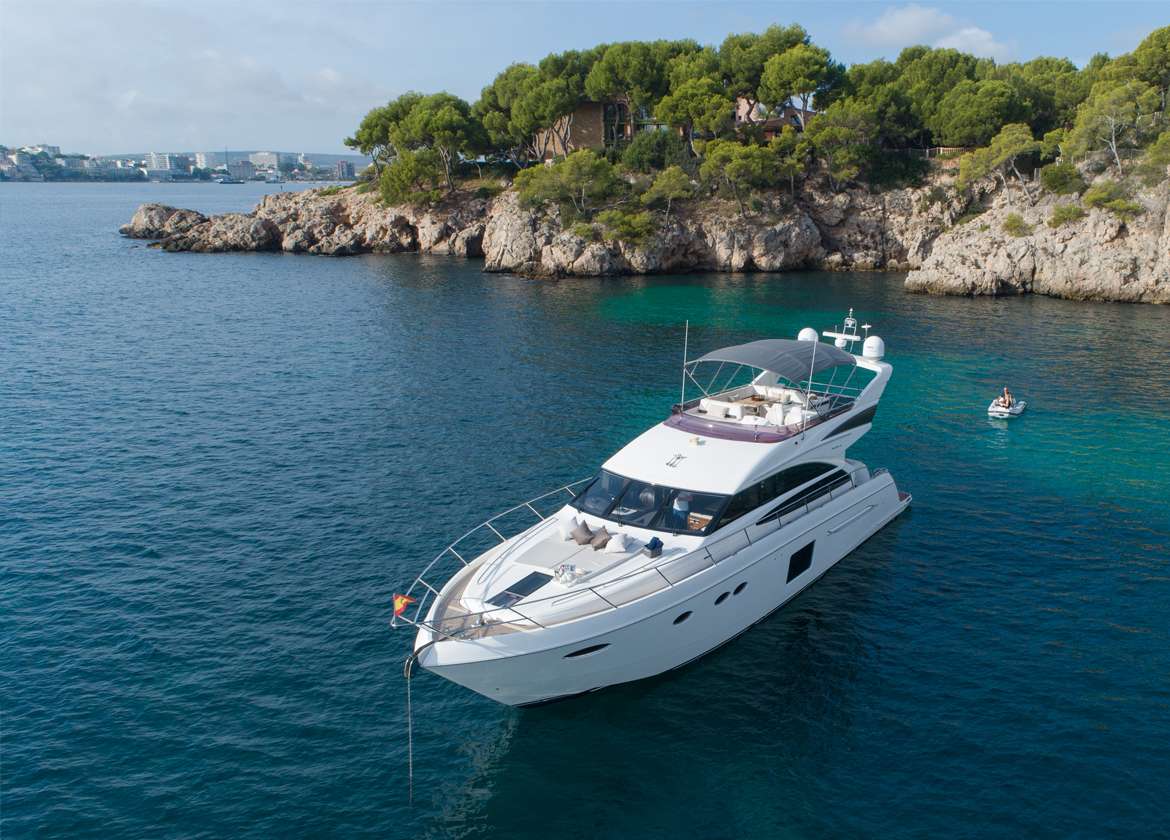 Motoryacht princess 64 mio barco charter Mallorca