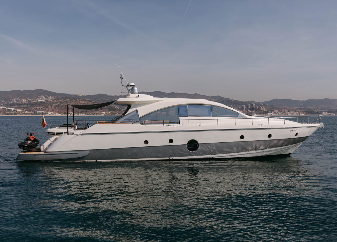 yacht aicon72sl manzanosII charter