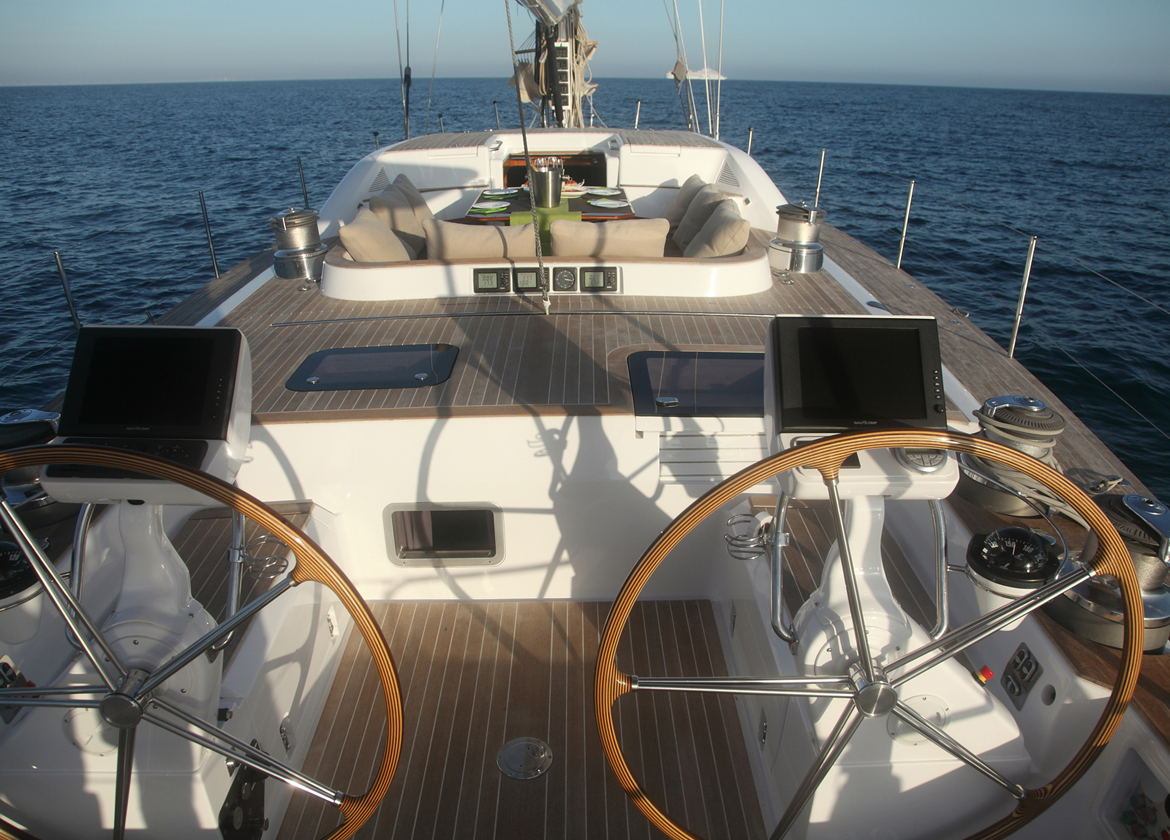Steuerrad Luxusyacht nautors swan Östliches Mittelmeer