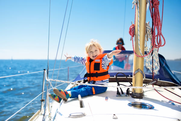sailing-children
