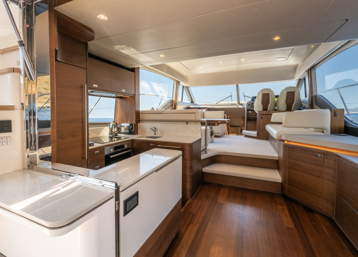 yacht princess f55 seven indoor