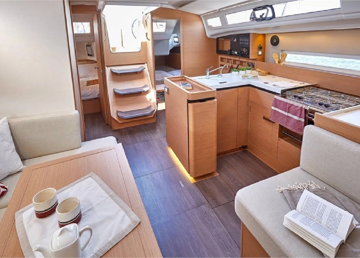 sun odyssey 410 2024 interior